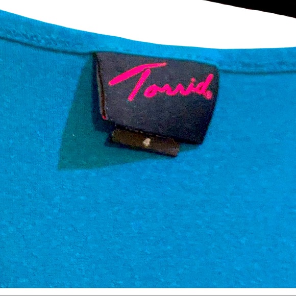 Torrid teal blue ruffled top v neck size 4X - Picture 4 of 5